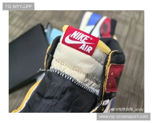 C罗这个衣柜也太豪了，光一双球鞋就够我们半年花的了吧？