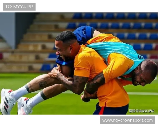 卡里姆·阿布杜尔-贾巴尔多样低位进攻拉开对手防线差距