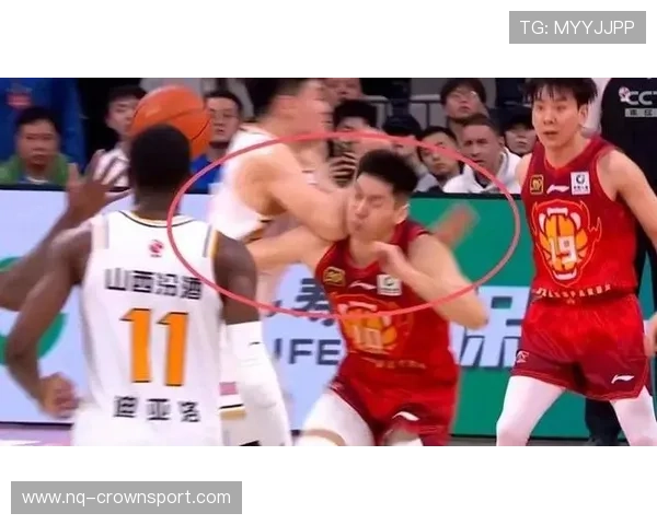 压人犯规在判罚中为何常被忽视？裁判尺度到底怎么把握