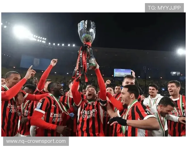 AC米兰边路主导进攻，中路层次是否不足已逐步体现