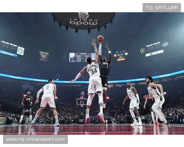 德雷蒙德格林挡拆防守拉升队伍防守效率明显提升